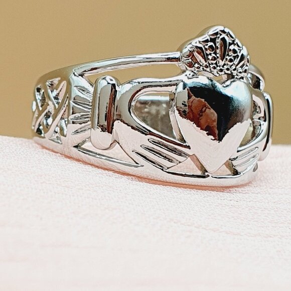 💎Hollow Mujer Guard Concentric Knot Carving Heart Rings for Women, INDN8486 - Picture 4 of 4